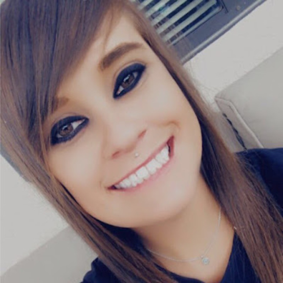 Meet your Posher, Channing - Picture 1 of 1